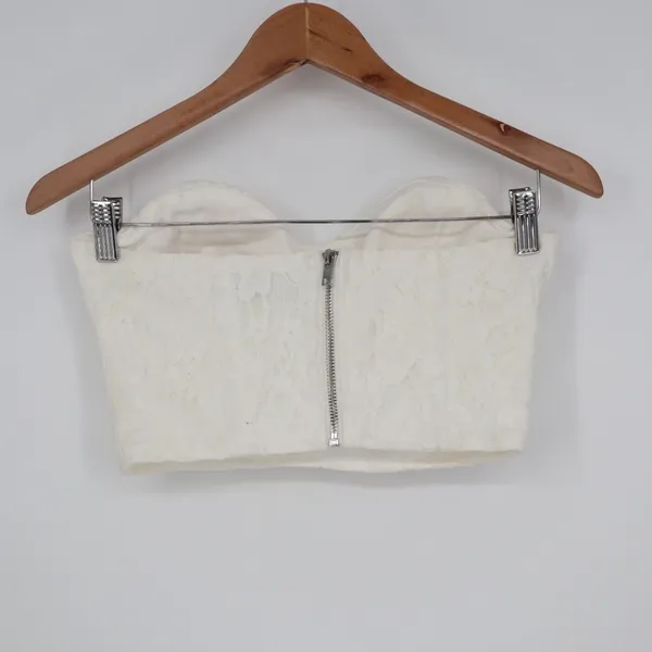 Naked Wardrobe Off White Floral Lace Sweetheart Strapless Crop Tube Top Small - Image 4