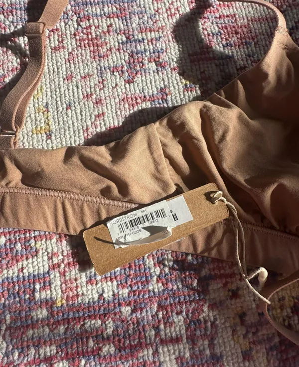 SKIMS Bra - Image 2