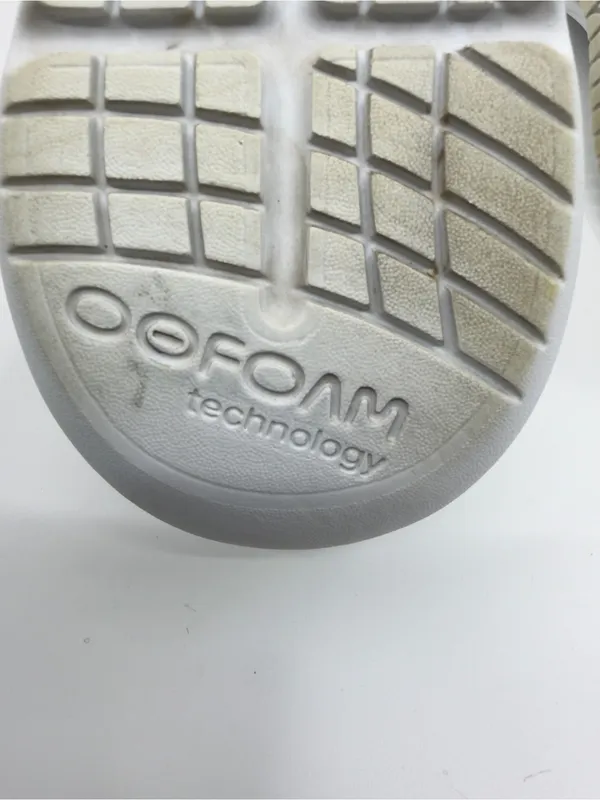 OOFOS OOmy Stride sneakers feature a breathable mesh uppers. Color white SZ 7.5 - Image 8