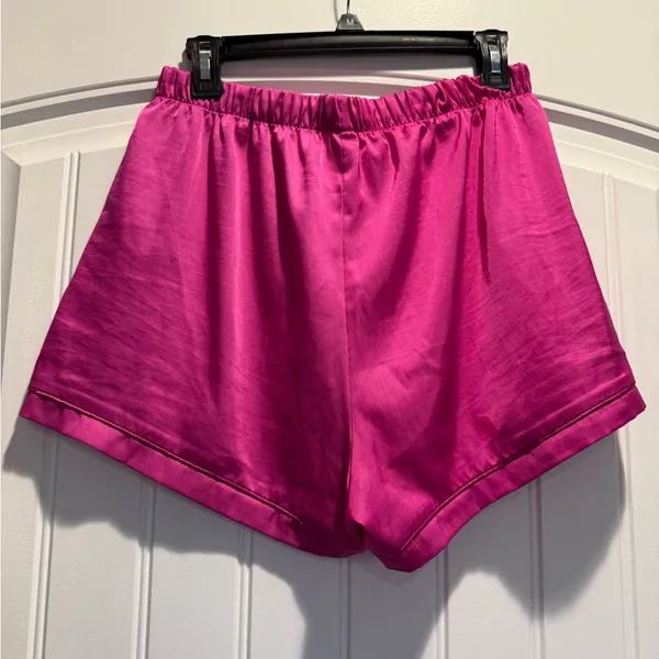 Juicy‎ Couture Pink Satin Sleep Shorts Rhinestone JC Logo Pajama Bottoms Medium - Image 3