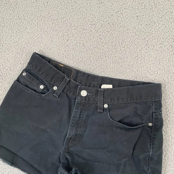 VTG Levi's 510 Jean Shorts Women 6 Black Lower Rise Slim Fit Distressed Cutoff - Image 2