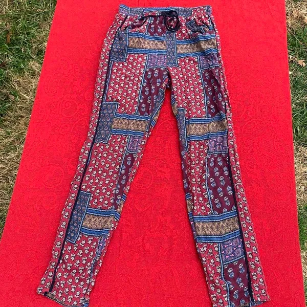 bershka floral‎ patchwork pants size small - Image 2