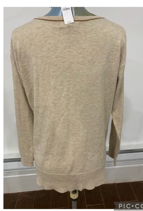 Banana republic top - Image 2