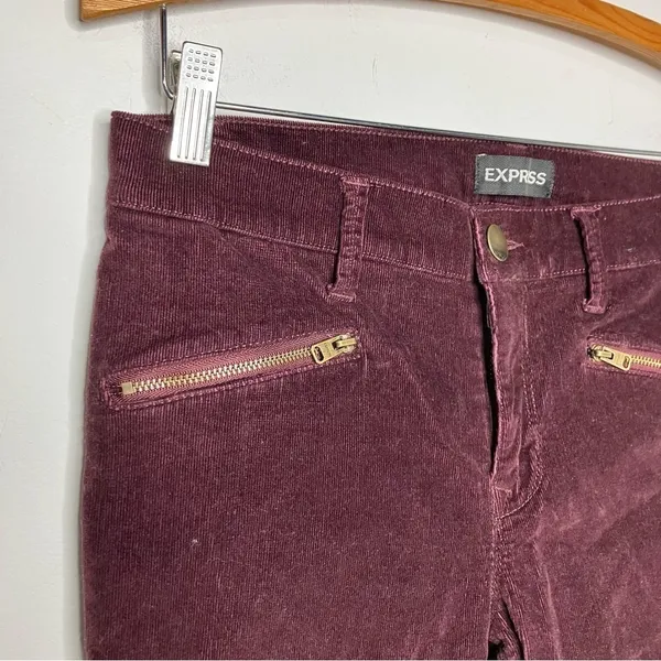 Express mid‎ rise leggings maroon Corduroy size 6R - Image 2