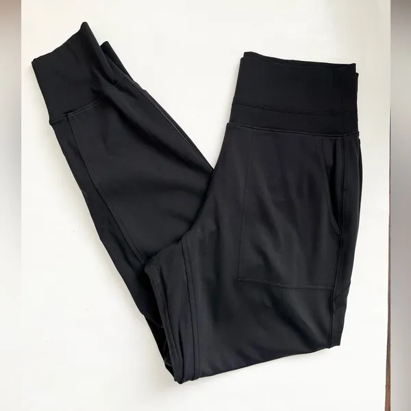 Athleta Venice high rise jogger pants black small - Image 5