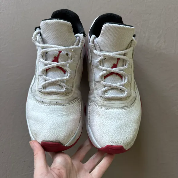 Jordan 11 CMFT Low Sneakers - Image 5