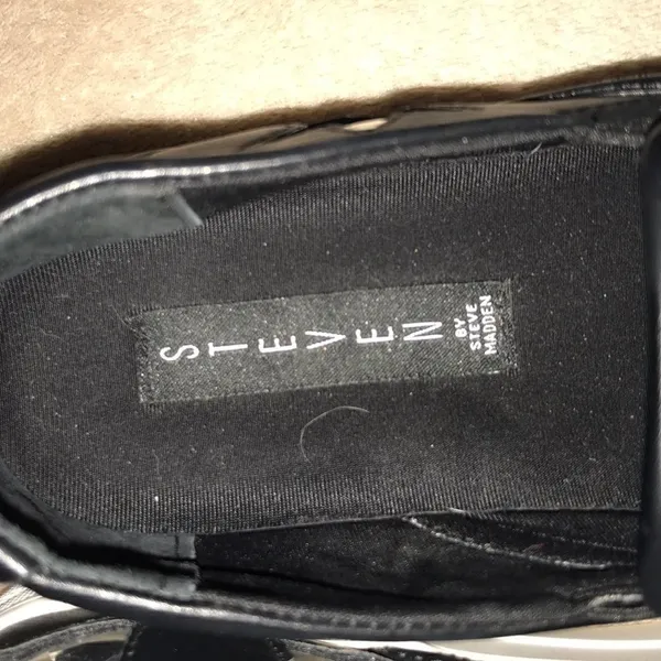 ✨Steven by Steve Madden Black Silver Star slip ons - Image 3