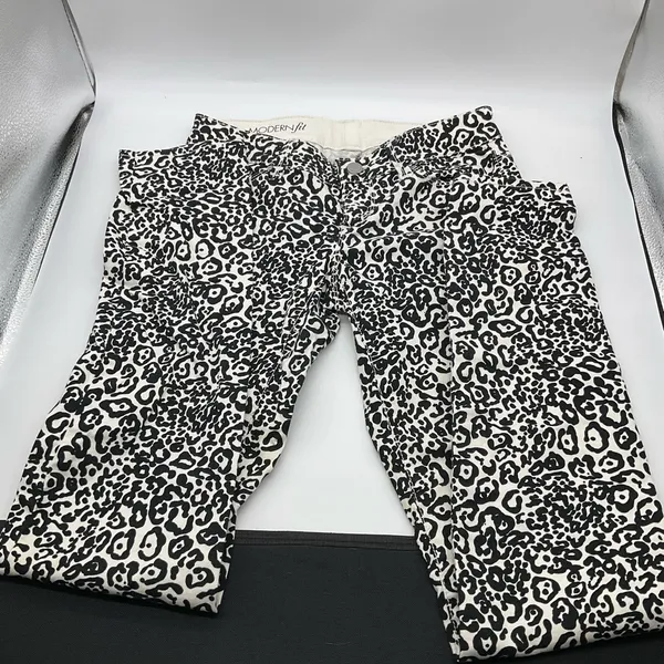 Ann‎ Taylor Modern Fit Leopard Print Light Jeans - Image 6