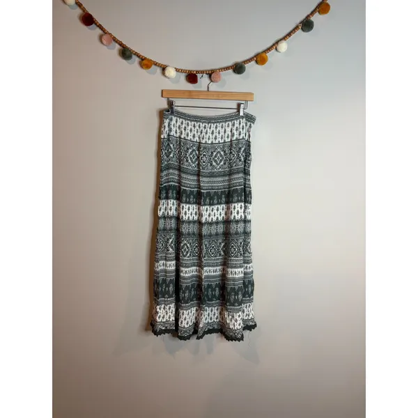 Teal and cream boho patterned tiered maxi skirt Size M - Image 2