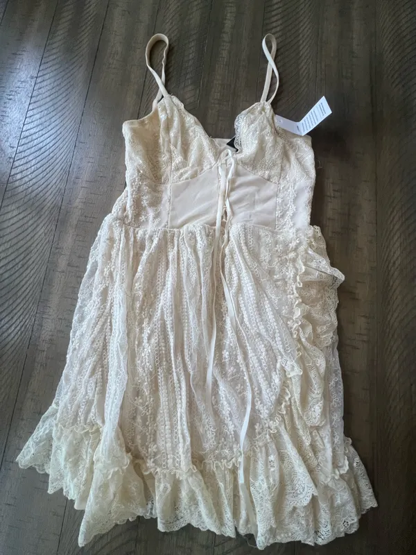 Windsor Dress new w tags - Image 4