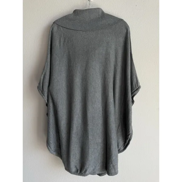 White House Black Market Women Size M Gray Cowl Neck Kangaroo Pocket Poncho Boho - Image 7