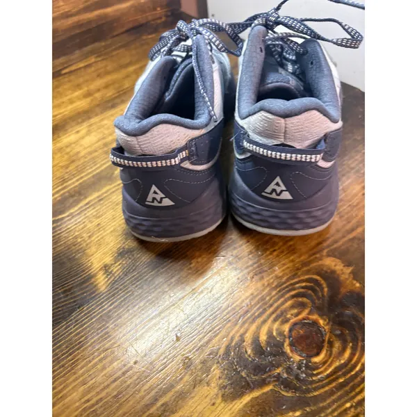 New Balance Pale Blue Sneakers‎ Size 11 Wide - Image 10