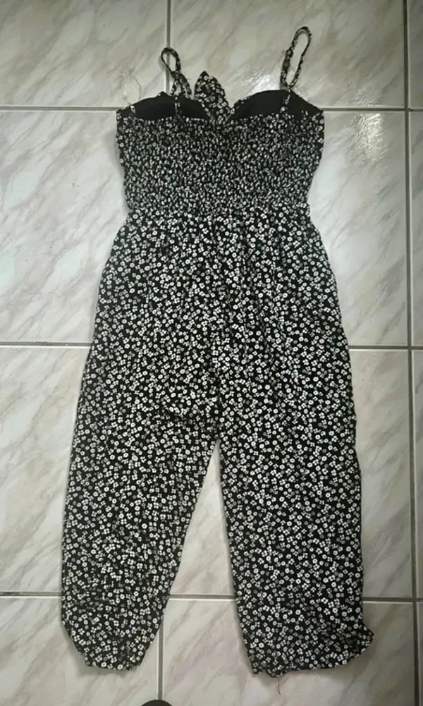 Women's Floral Jumpsuit - Size M - Image 2