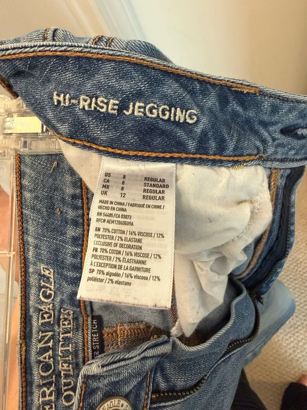 American Eagle Outfitters Light Wash Skinny Jeans - Image 4