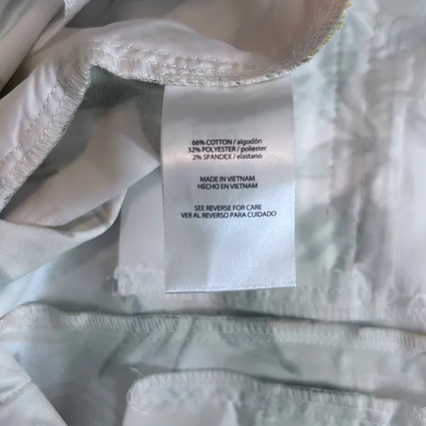 Isaac Mizrahi NWOT lemon and lime shorts 🍋🍋‍🟩 - Image 4