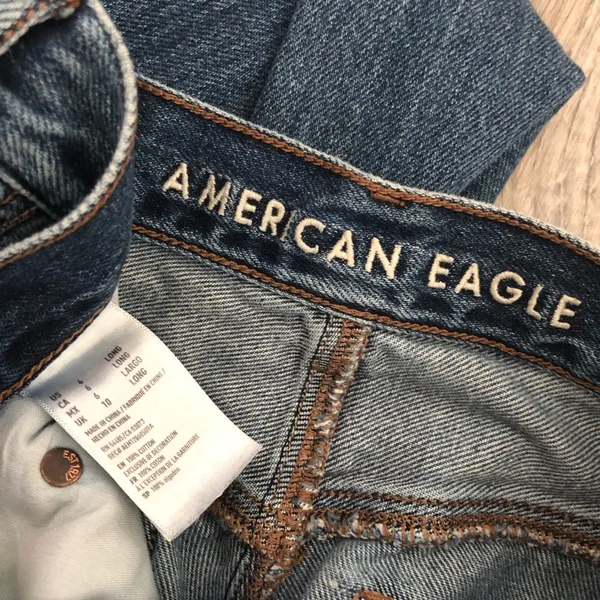 American Eagle Hi-Rise Girlfriend Jeans Blue Denim US 6 Long - Image 4