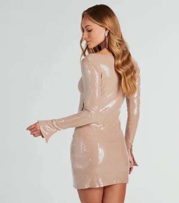 Windsor A Night Like This Sequin V-Neck Mini Dress - Image 3