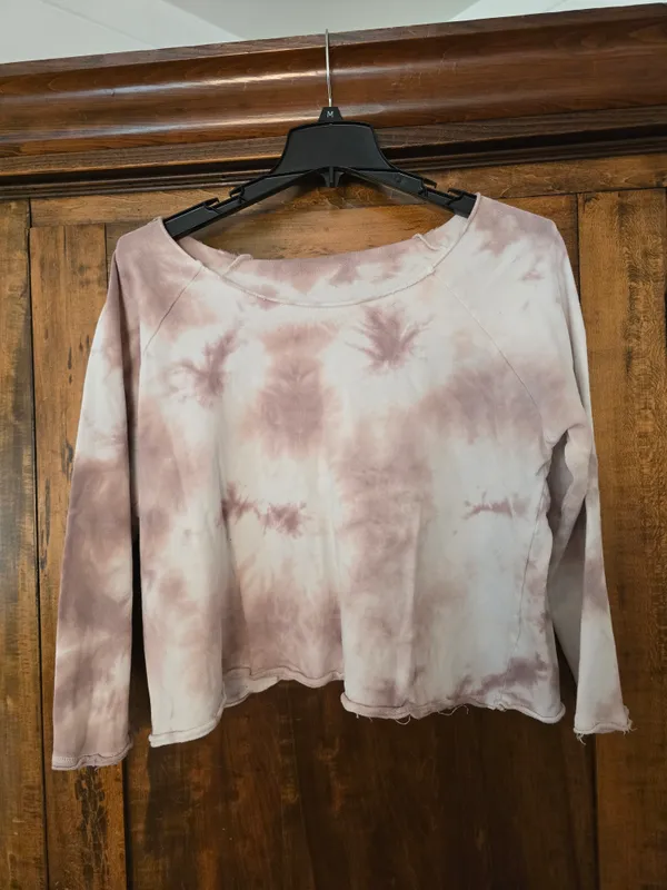 O POL Pink Tie-Dye Lightweight Women’s Pullover Sweatshirt Medium - Image 3