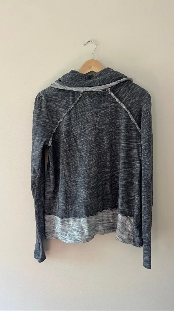 Free People Beach Gray Slouchy Cowl Neck Long Sleeve Top S - Image 3