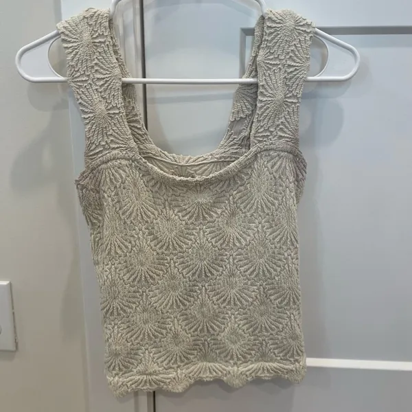 Free People White Sleeveless Top - Image 2