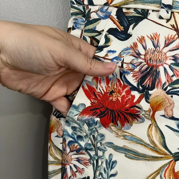 Zara Woman Size XS Floral Cotton Pants - Image 2