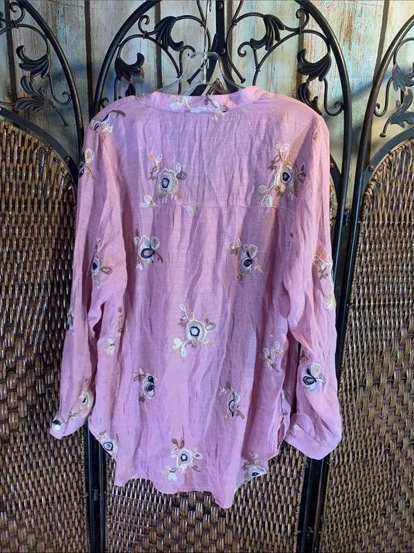 Figueroa & Flower Embroidered Shirt Size M - Image 6