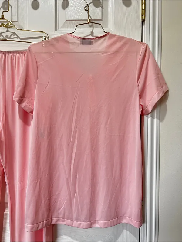 Vintage Vanity Fair Pajama Set Pink Size Small Top And Bottom Nylon - Image 3