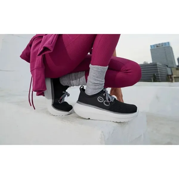 ✨Oofos WOMEN'S LACE-UP SHOE SZ 11 SNEAKERS✨ - Image 3