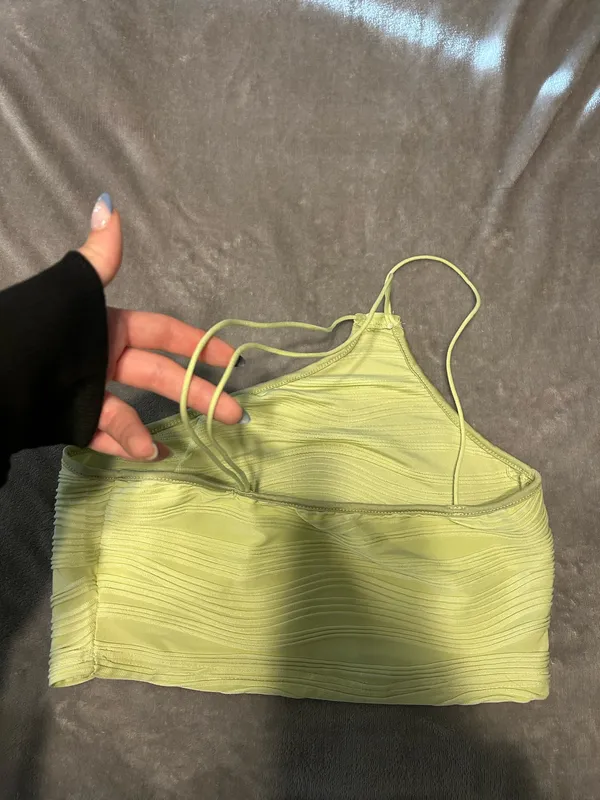 Shein Green Crop Top - Image 2