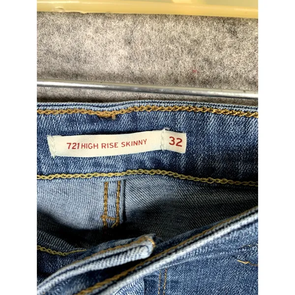 Women's LEVI'S 721 High Rise Skinny Cropped Jeans Size 32 Zip Blue Fringe‎ - Image 15
