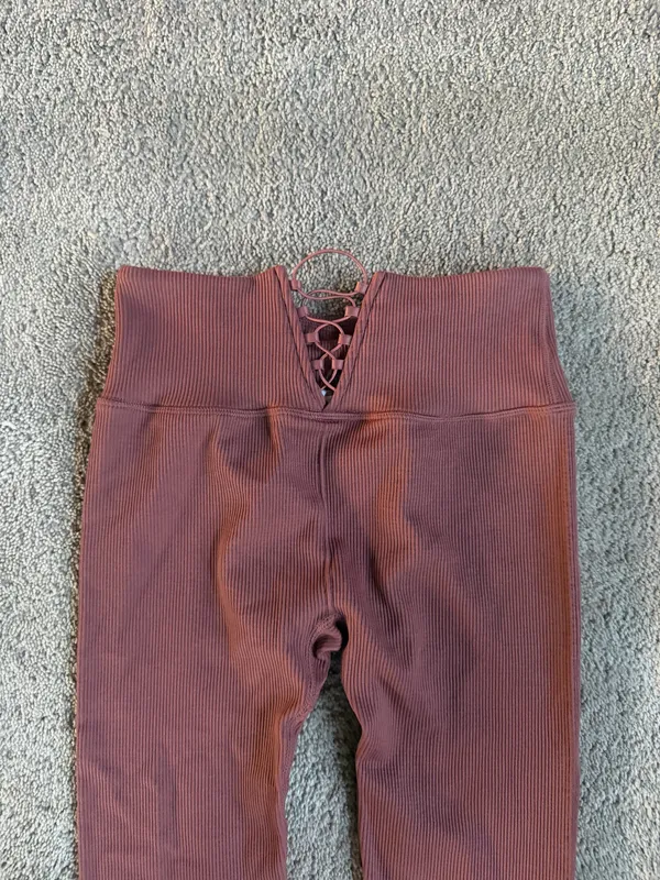 Fabletics Ribbed High-Waisted Leggings – XS - Image 3