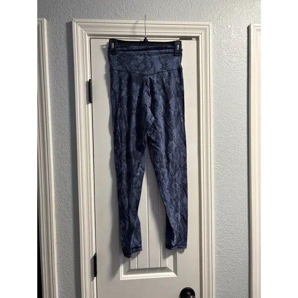OFFLINE by Aerie Leggings Womens Large Navy Blue Snakeskin Real Me Crossover 7/8 - Image 3