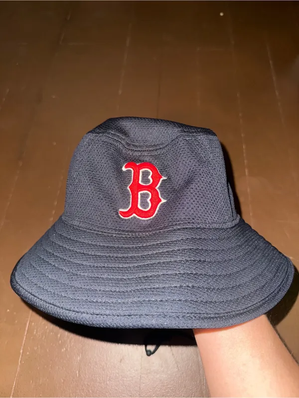 New Era Boston Red Sox Bucket Hat Black - Image 3