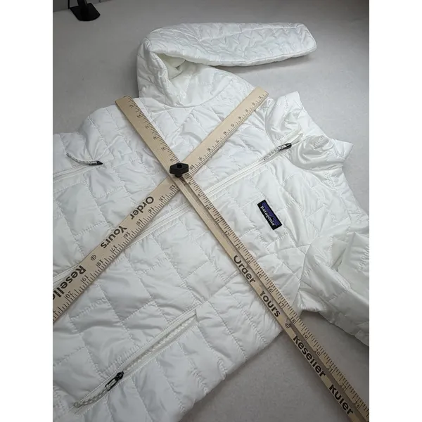 Patagonia Women's Nano Puff Insulated Jacket Birch White Small ($239 Retail) NWT - Image 5