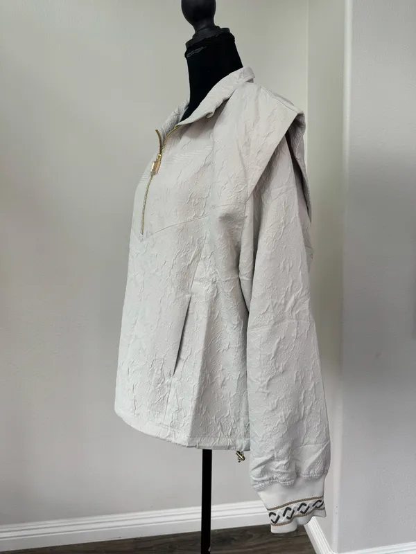 Nike NWT Women’s Oversized Textured Jacket Size S - Image 8