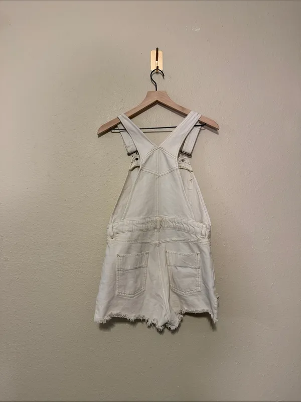 Free People We The Free sun kissed denim short overalls Size 4 - Image 6