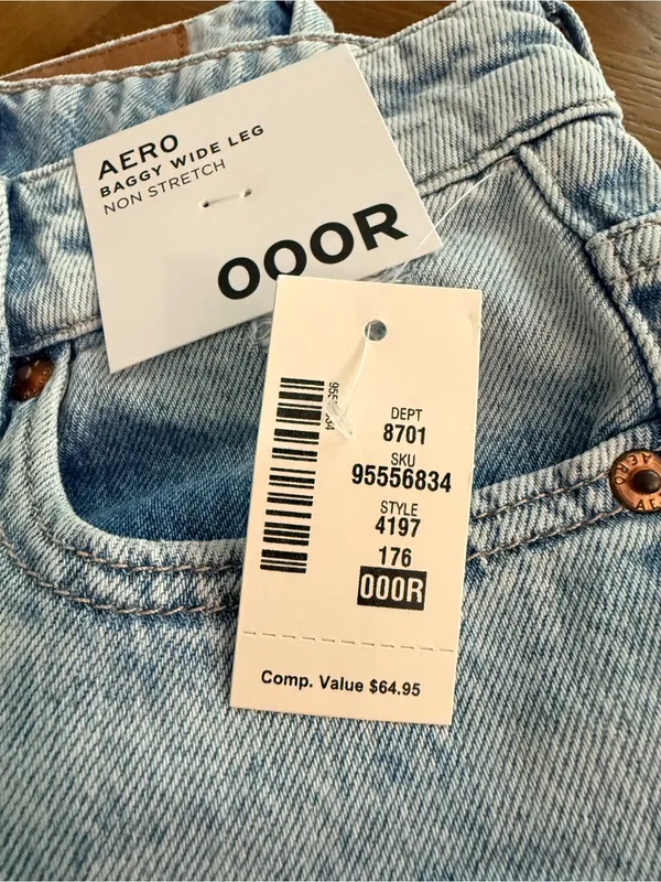 Aeropostale high-rise baggy jeans medium wash 000 NWT - Image 3