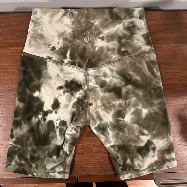 Lululemon Align Shorts - Image 3
