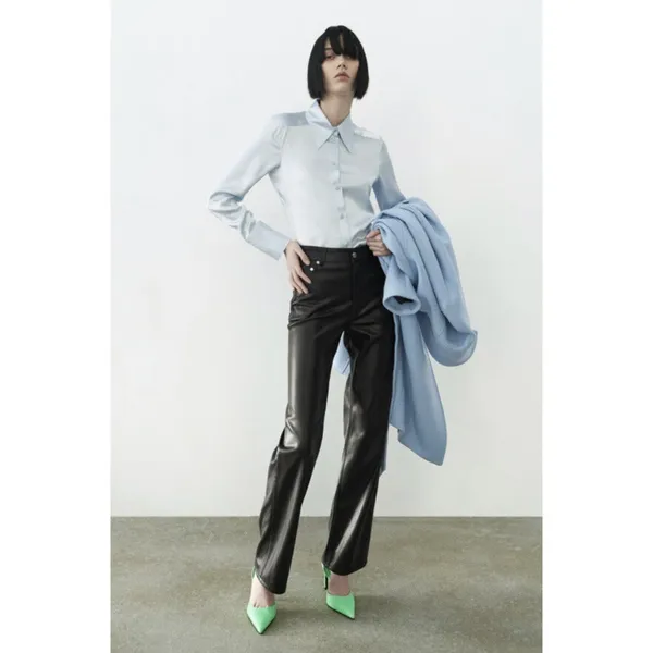 NWOT Zara 90s Wide Leg Faux Leather trousers size 6 - Image 4