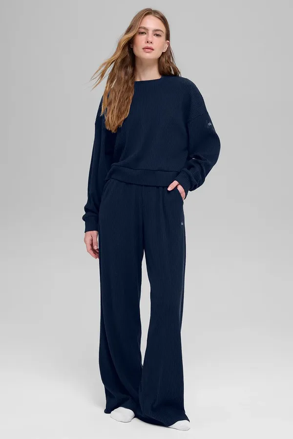 Alo Yoga Muse Pullover - Image 3