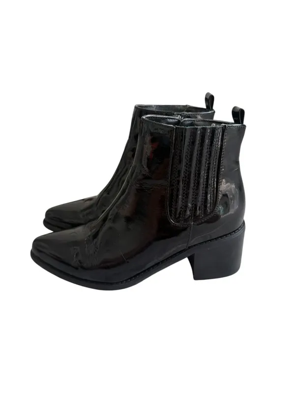 BLONDO Waterproof Black Patent Rain Boots Size 6 - Image 6