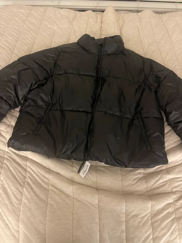 Old Navy Black Quilted Puffer Jacket - Image 2