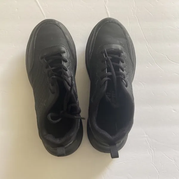 Black faux leather sneakers size: 8 - Image 9