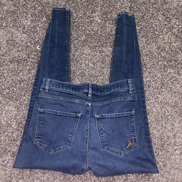 Express Jeans Size 6 Dark Wash Skinny Leg Stretch Denim - Image 4