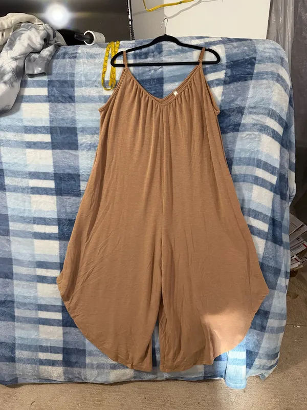 Emerald V-Neck Sleeveless Wide Leg High Low Hem Jumpsuit in Brown 1X - Image 2