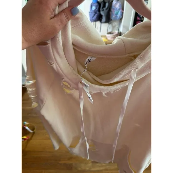 Alo Yoga ivory ripped hoodie‎ sweatshirt featuring distressed detailing large - Image 3