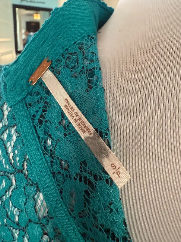 Free People NWOT Elegant Teal Lace High-Low Tunic - Image 6
