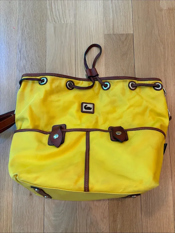 Vtg Dooney & Bourke Wayfarer Purse Yellow Nylon Leather Shoulder Bag - Image 2