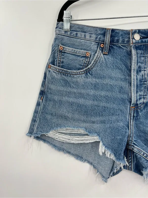 Aritzia Denim Forum The 90s Vintage Cut Off Shorts Jean Denim Distressed Blue 28 - Image 5