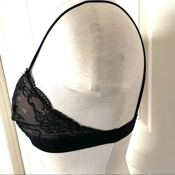 Pure water black lace bra - Image 2